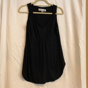 Old Navy Maternity Black Blouse - Size Medium